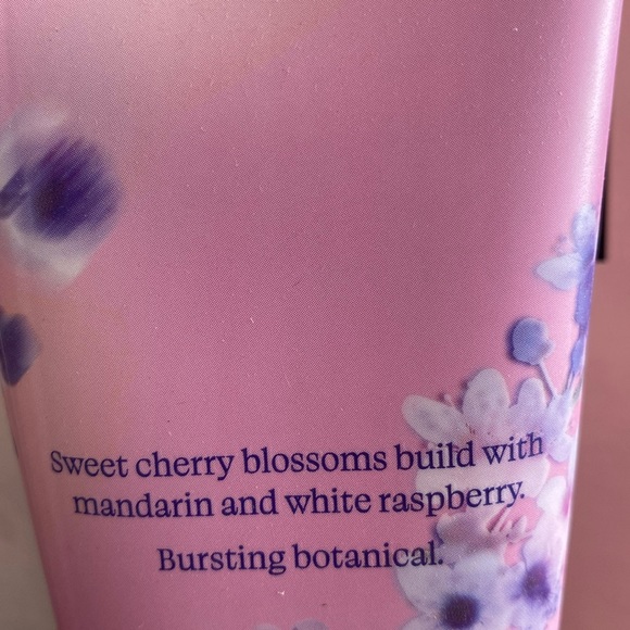 Victoria’s Secret Brilliant Cherry Blossom set - Picture 4 of 4